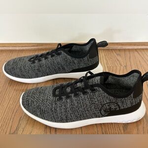 Peter Millar Men's Gray Knit Sneakers